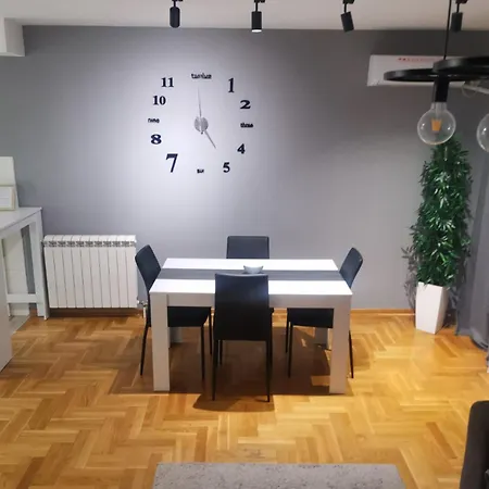 Nobless Apartment *